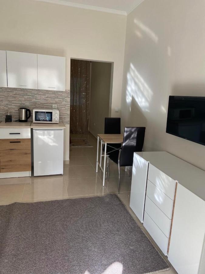 Ifos Apartments Солун Екстериор снимка